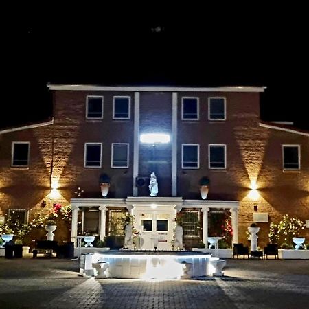 Hotel Bouzid - Laatzen Екстер'єр фото