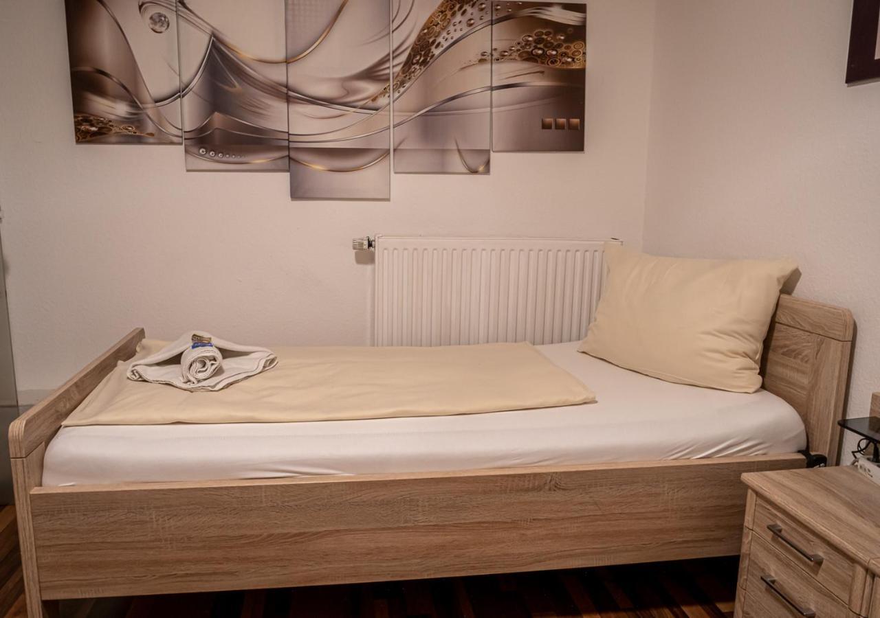 Hotel Bouzid - Laatzen Екстер'єр фото