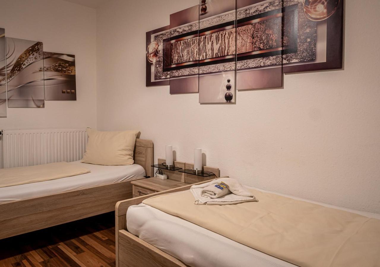 Hotel Bouzid - Laatzen Екстер'єр фото