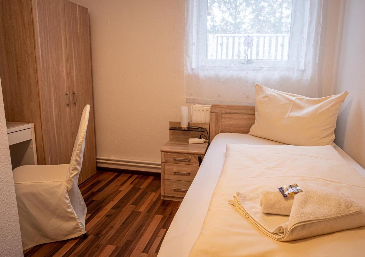 Hotel Bouzid - Laatzen Екстер'єр фото