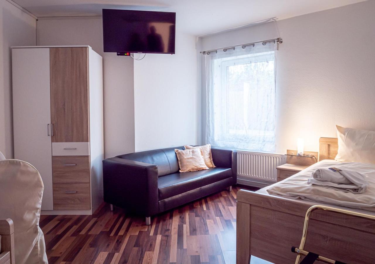 Hotel Bouzid - Laatzen Екстер'єр фото