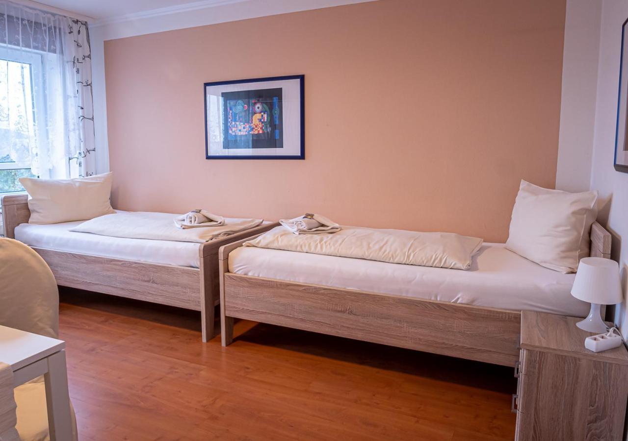 Hotel Bouzid - Laatzen Екстер'єр фото